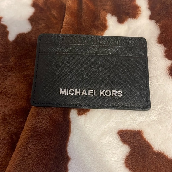 Authentic Michael Kors Card Case - Picture 1 of 3